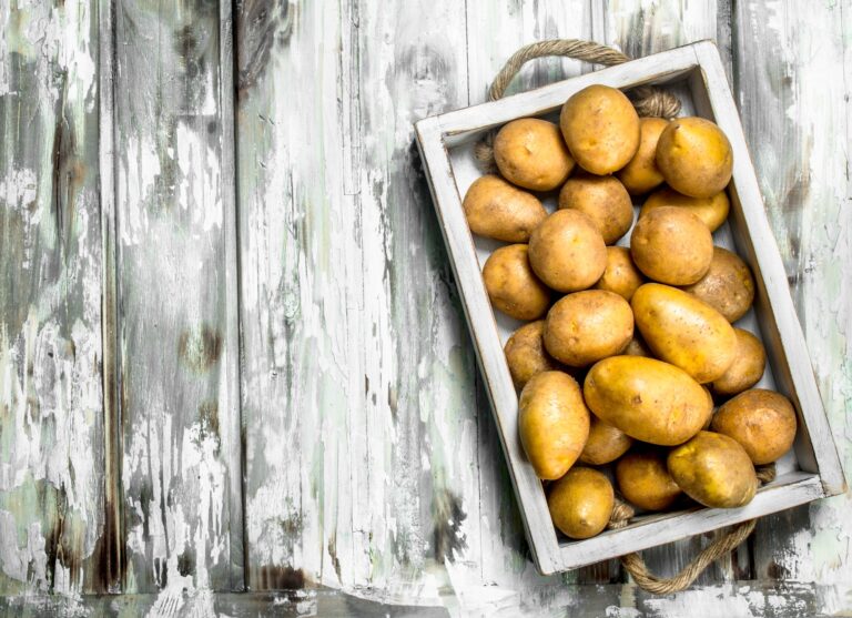 The potatoes on the tray.